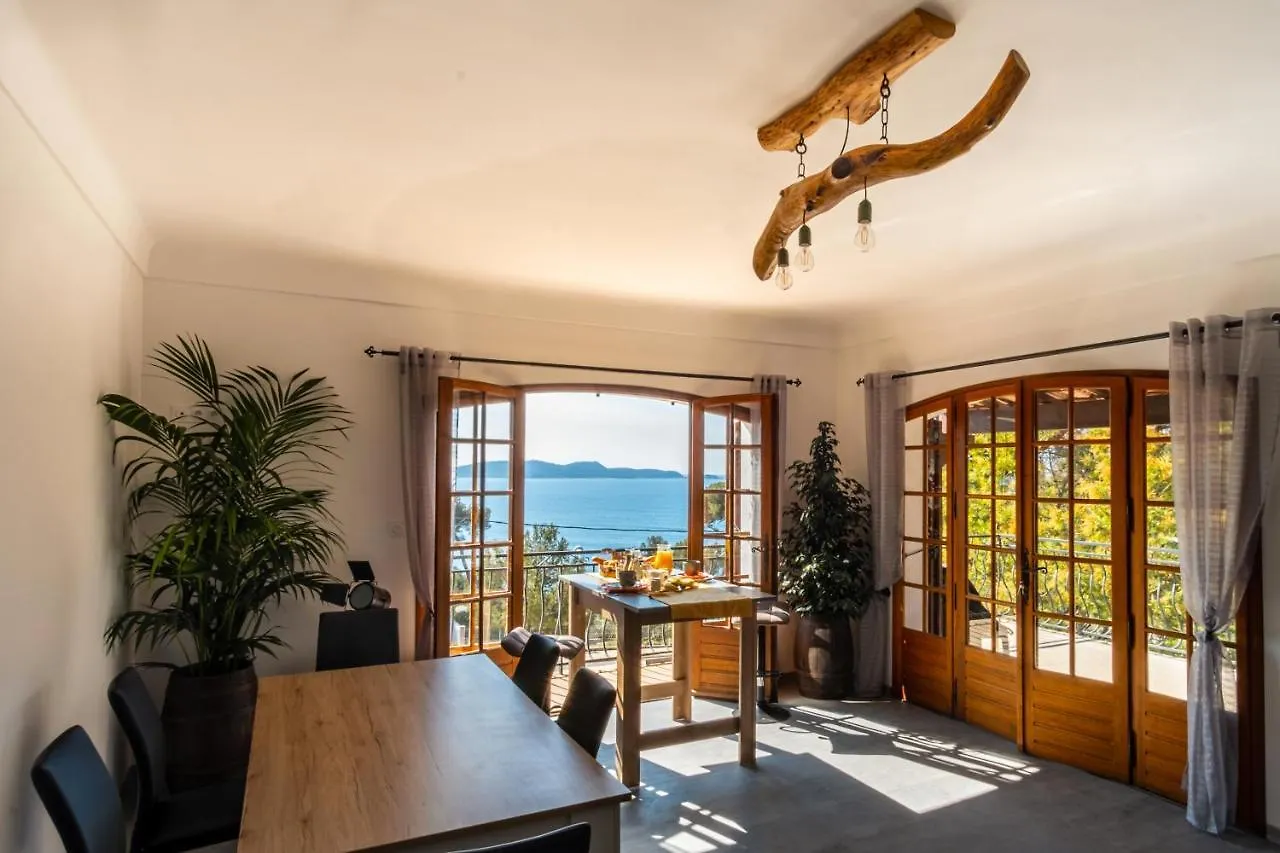 Affittacamere La Maison Fratelli Hyères Francia